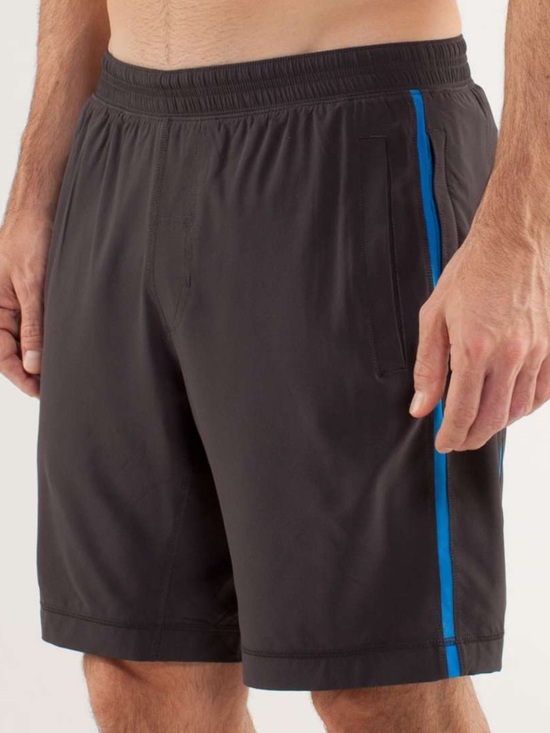 Lululemon Run: Response Short Soot / Beaming Blue Lined Shorts